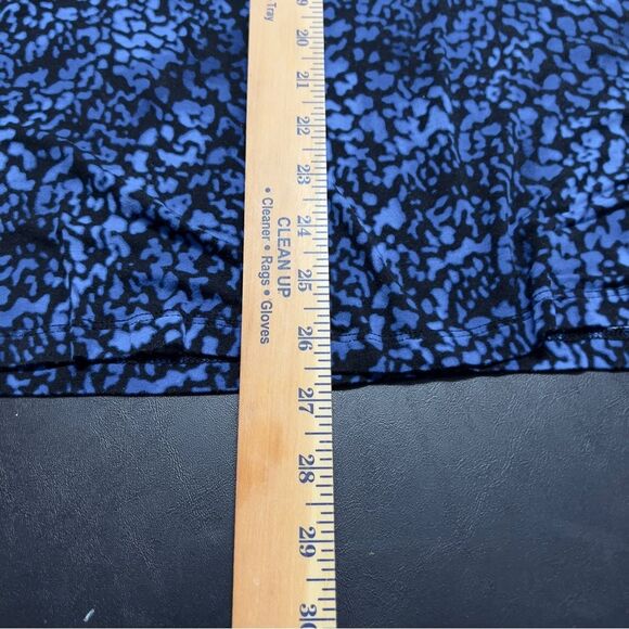 Torrid Super Soft Crew Neck Blue and Black Print Short Sleeve Tee 0663 - Picture 12 of 12